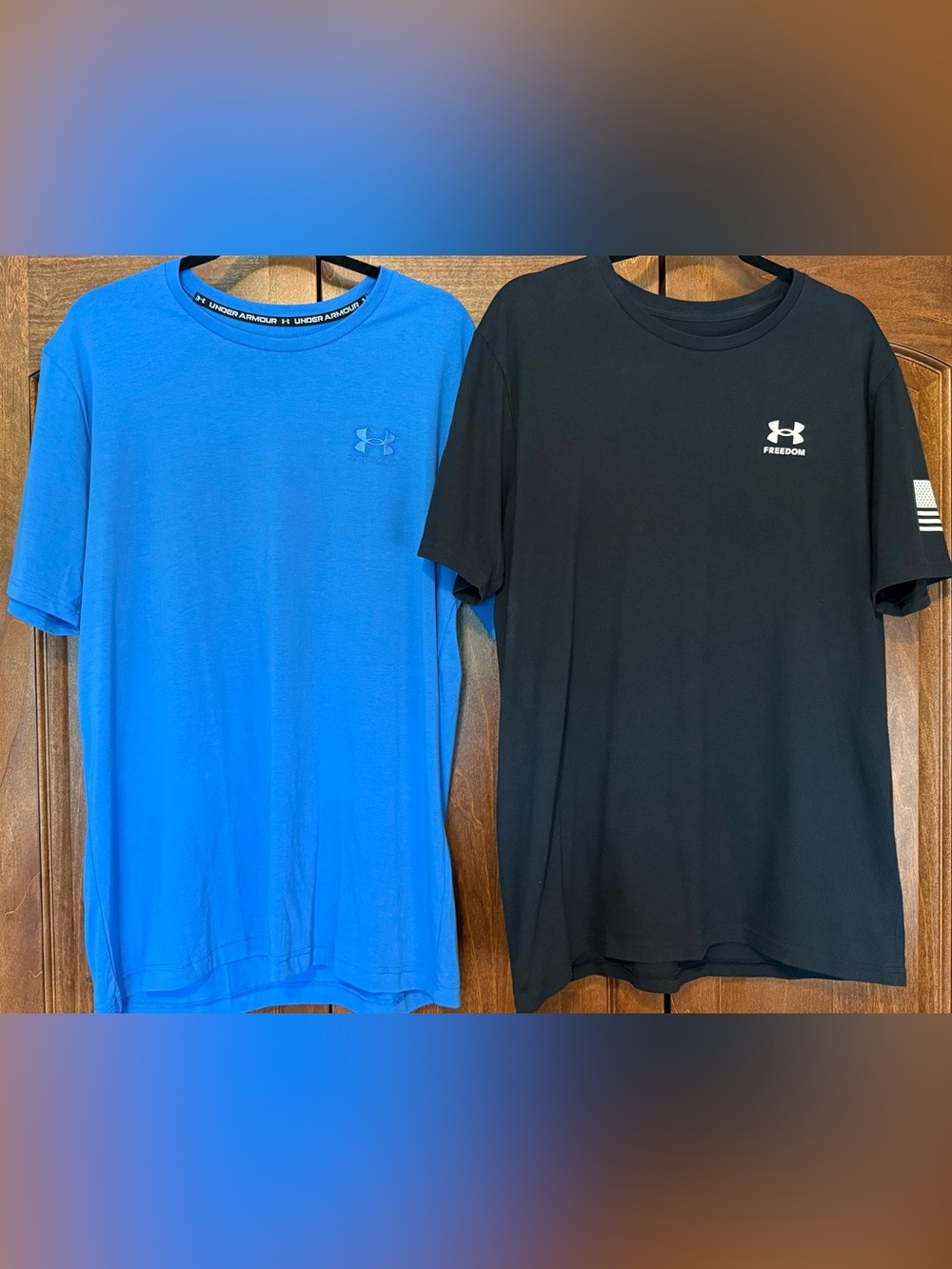 Under Armour Men’s Large T-Shirt Bundle Blue & Black 2PC